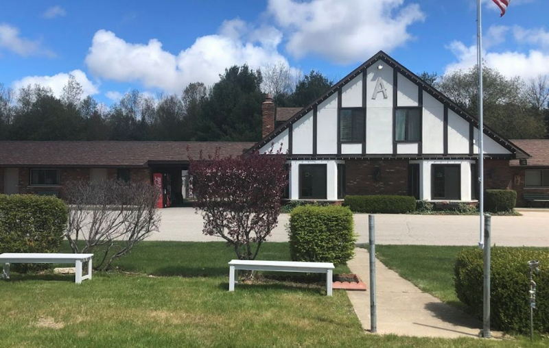 Alpine Budget Host (Alpine Motel) - From Web Listing (newer photo)